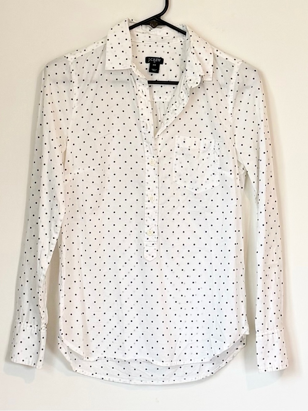 J.Crew White Button Henley Blouse with Black Polka Dots - Size: XXS